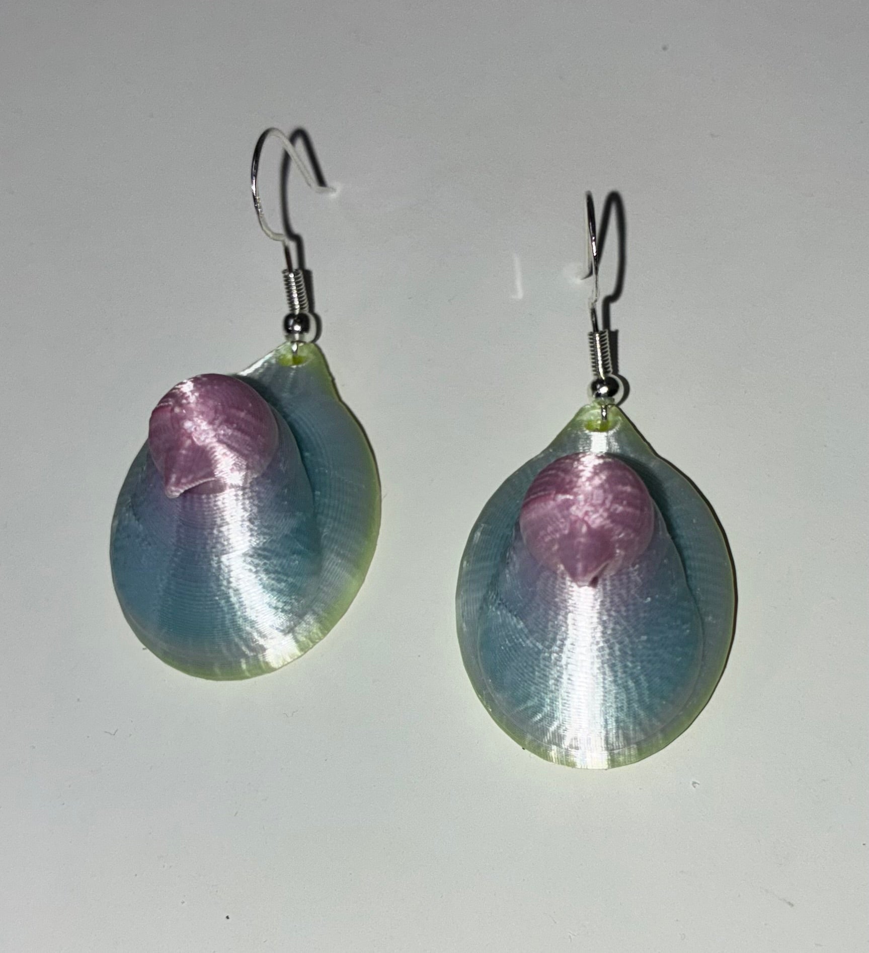Silk Peep multicolor earrings! 💚💙🩷