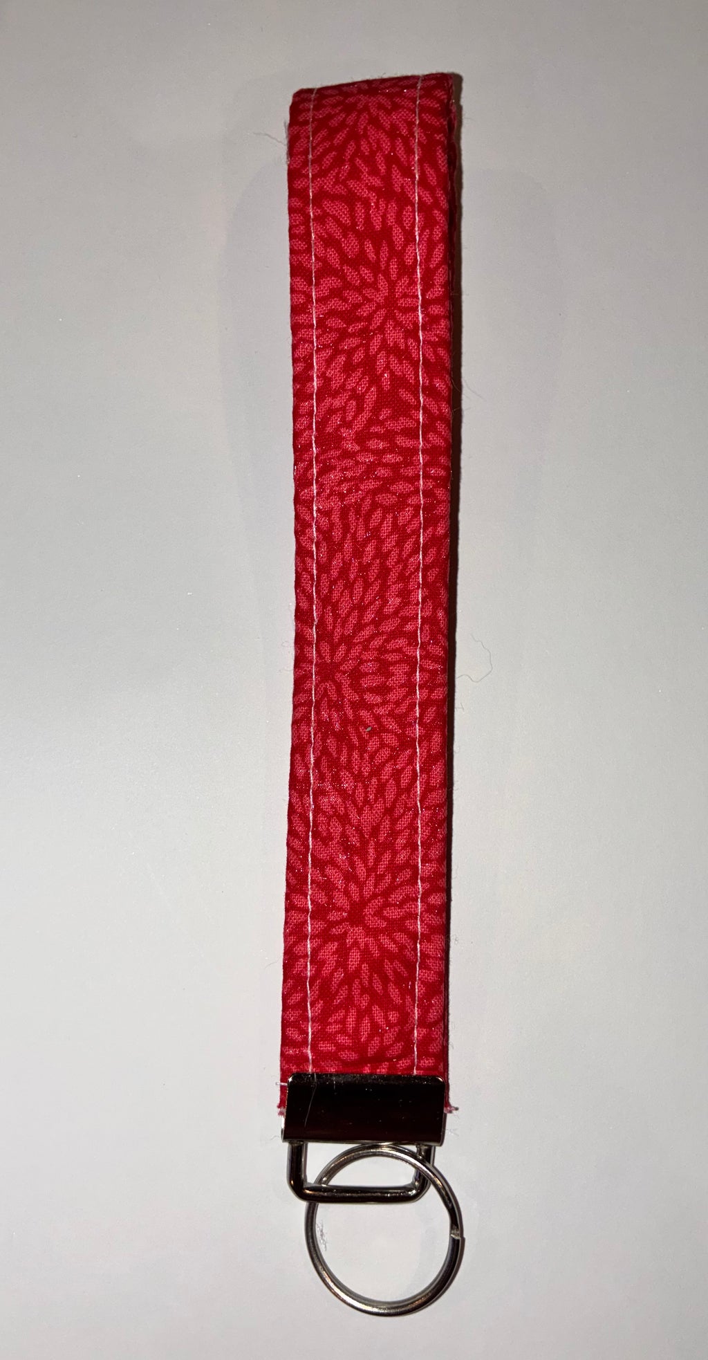 Red floral design wristlet keychain