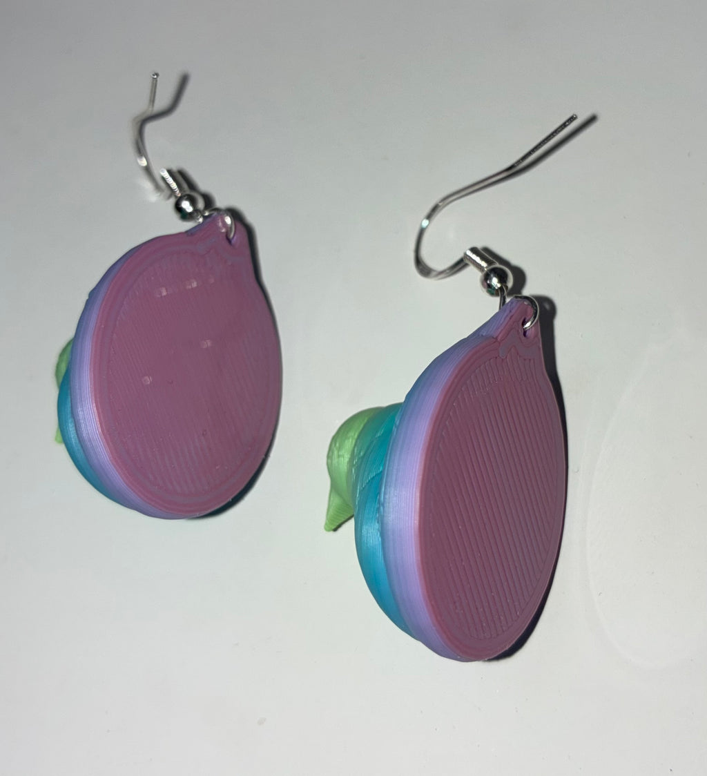Peep multicolor earrings! 💜💙💚