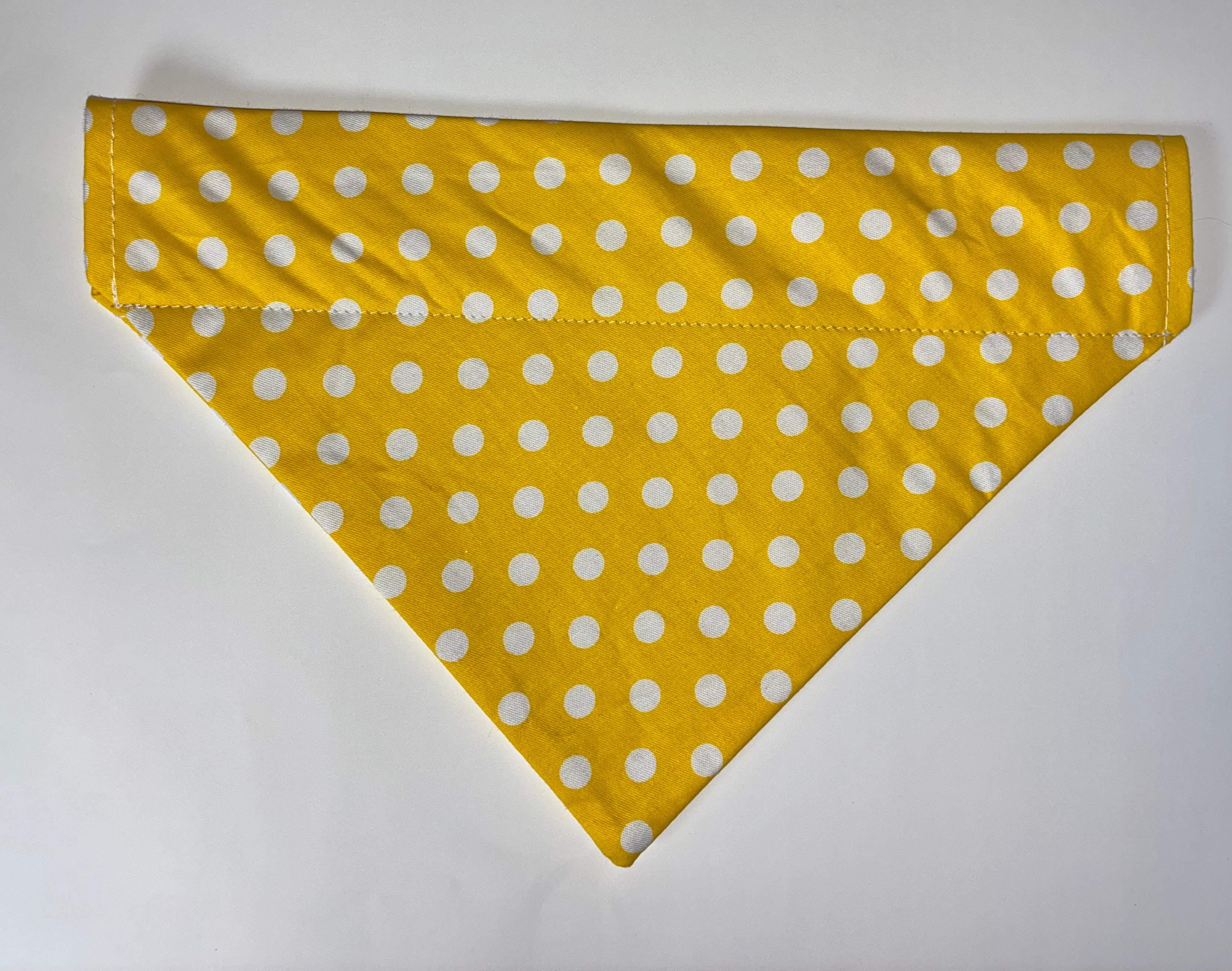 Polkadot Pet Bandanas - Size Medium