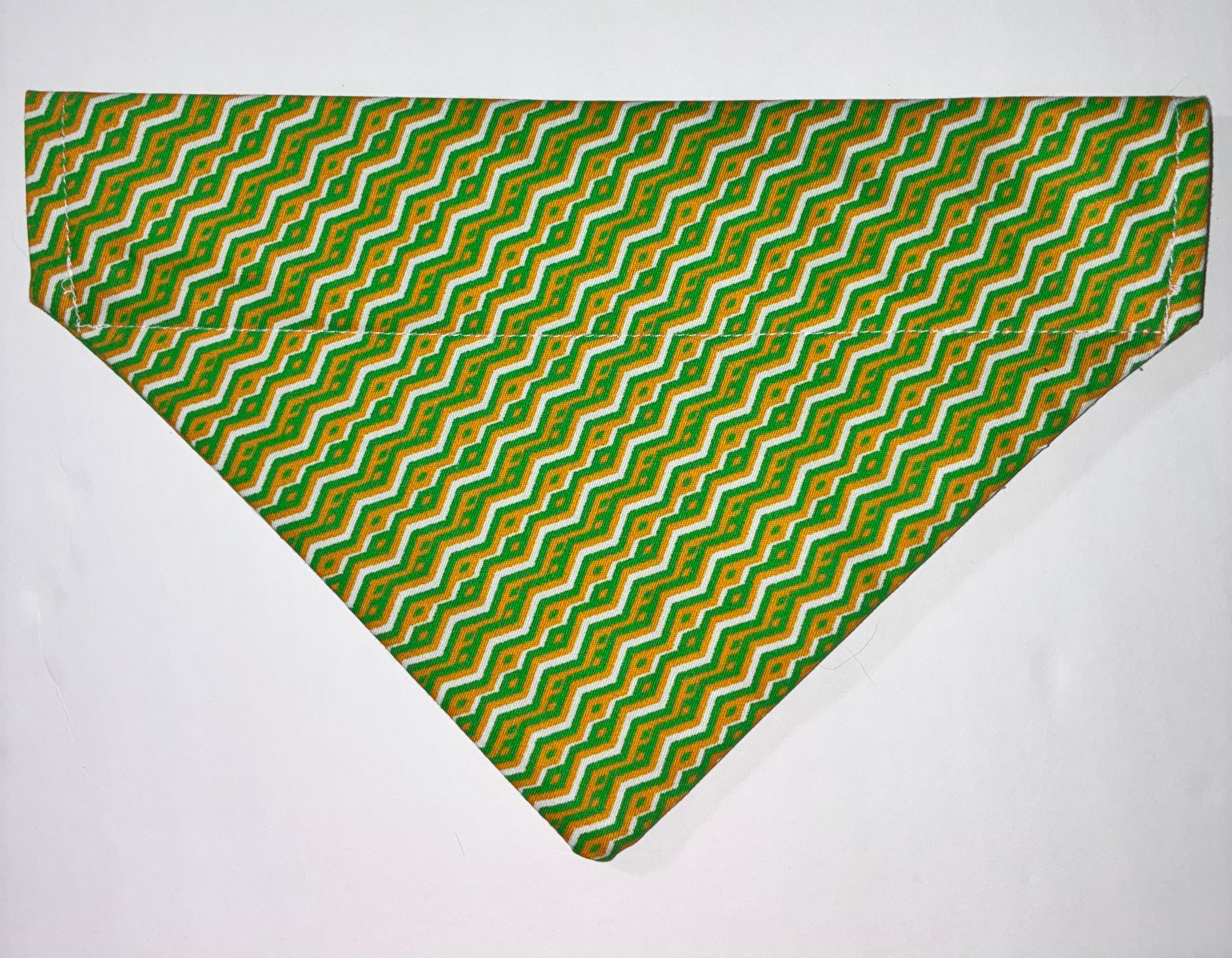 🍀 St. Patrick’s Day Bandana – Medium 🍀
