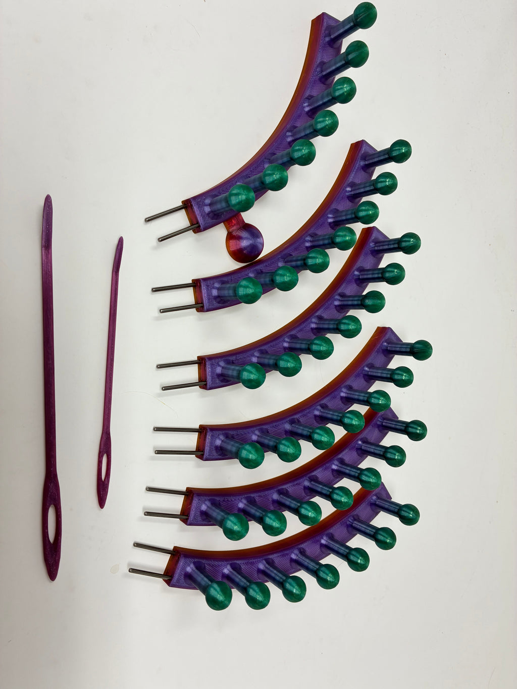 42-Pin Modular Knitting Loom