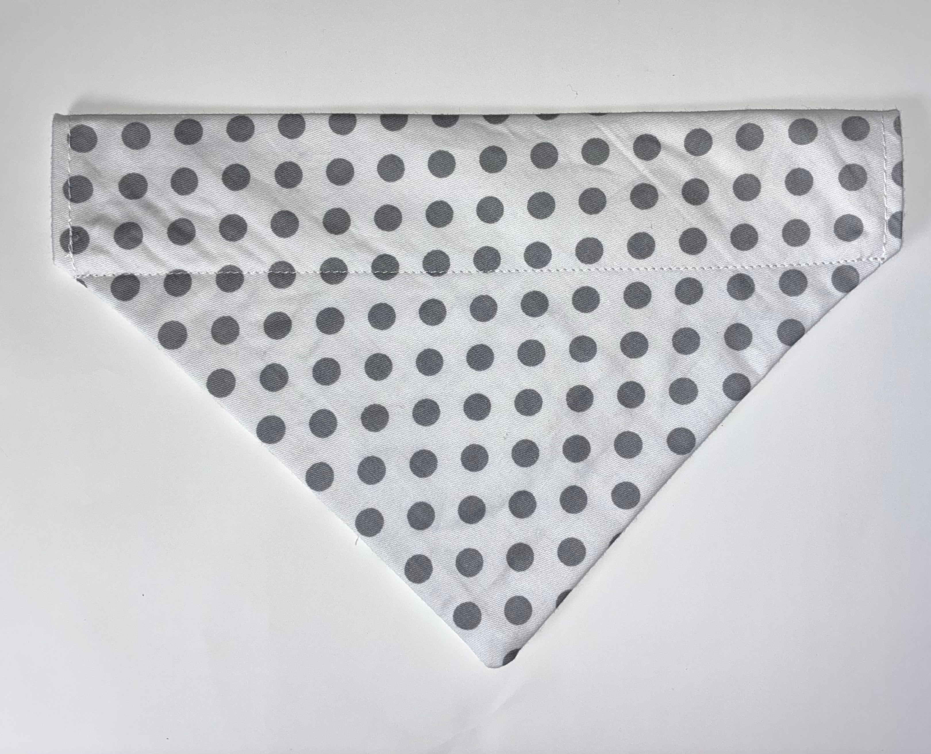 Polkadot Pet Bandanas - Size Medium