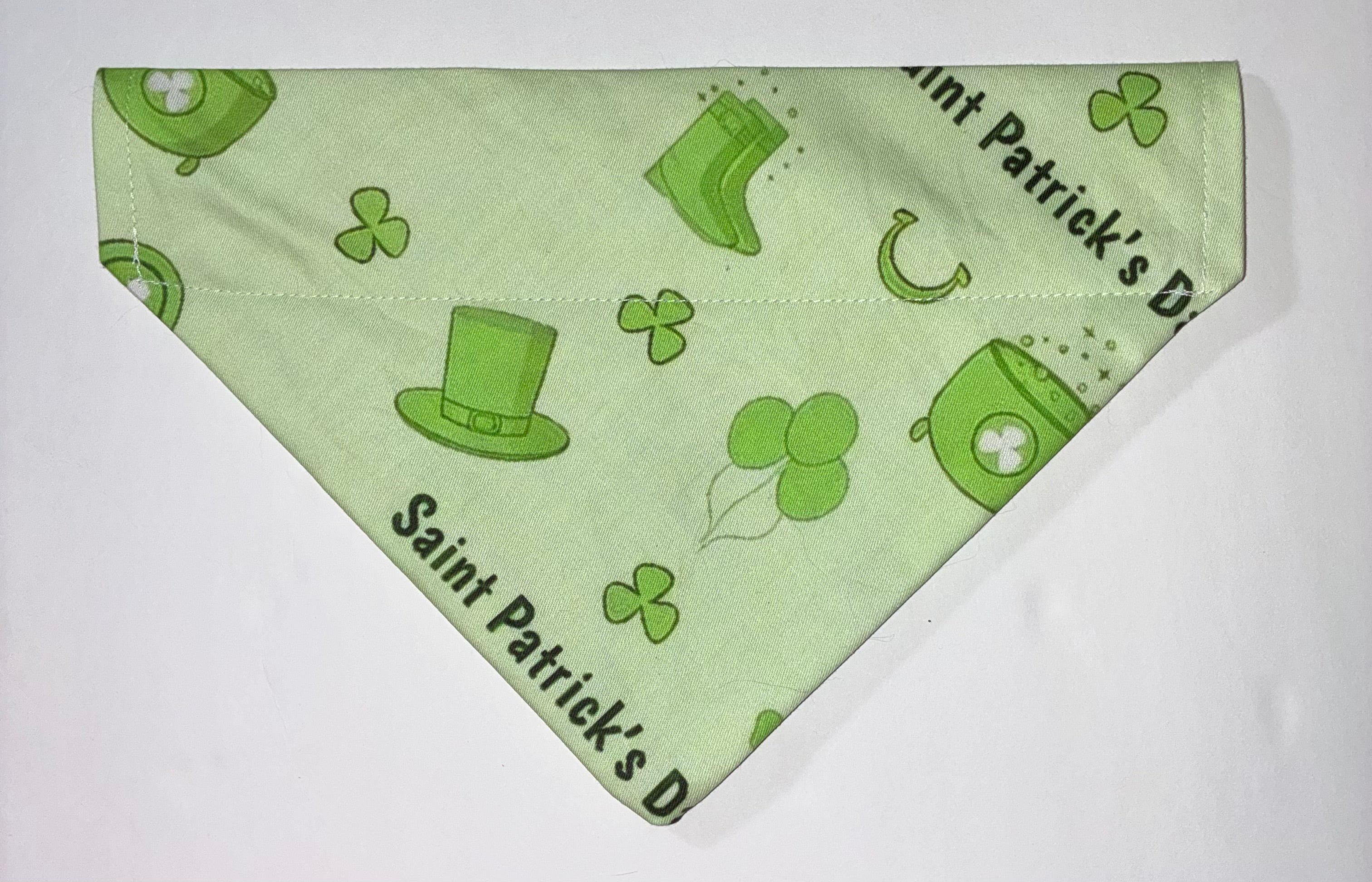 🍀 St. Patrick’s Day Bandana – Medium 🍀