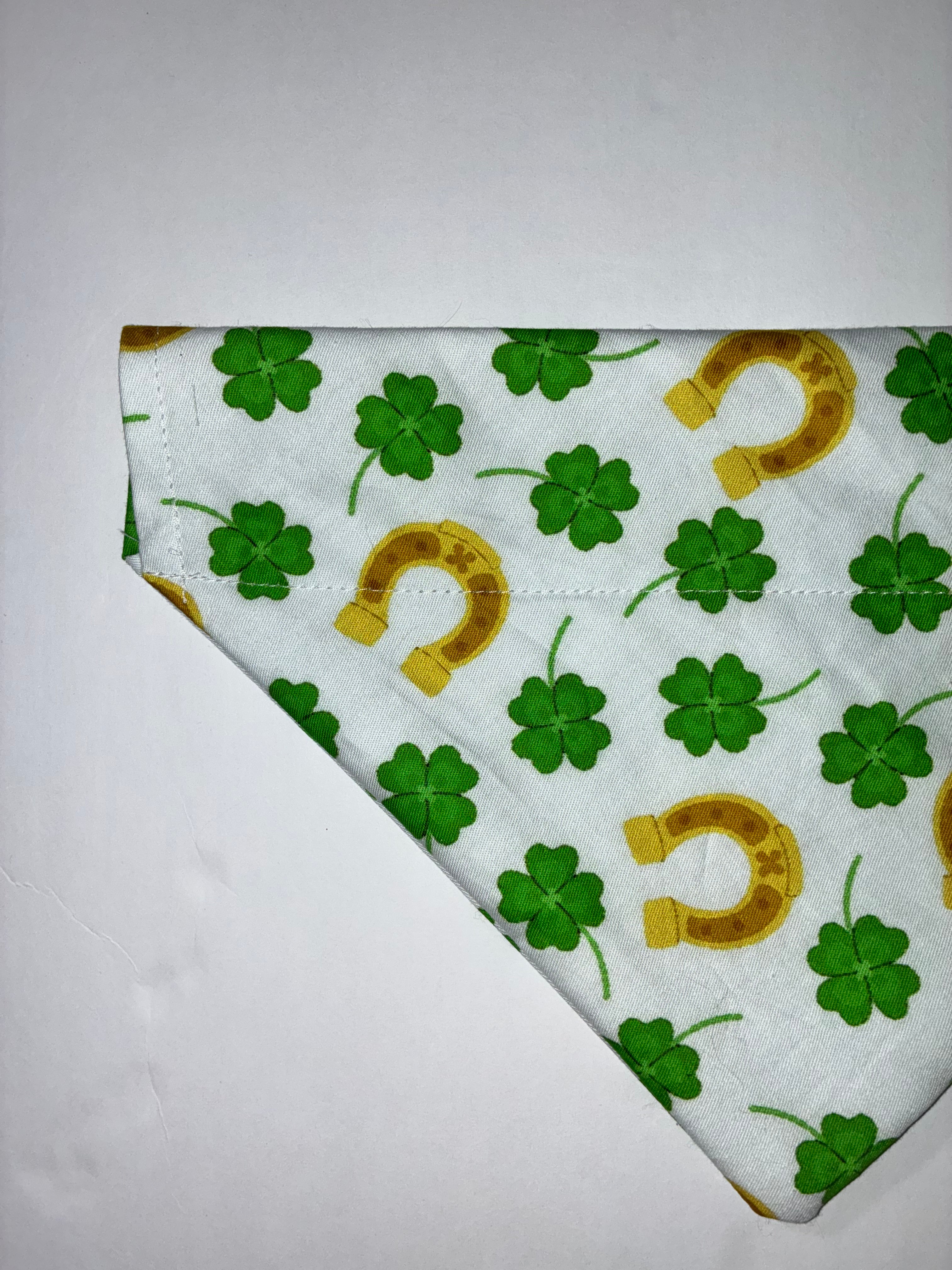🍀 St. Patrick’s Day Bandana – Medium 🍀