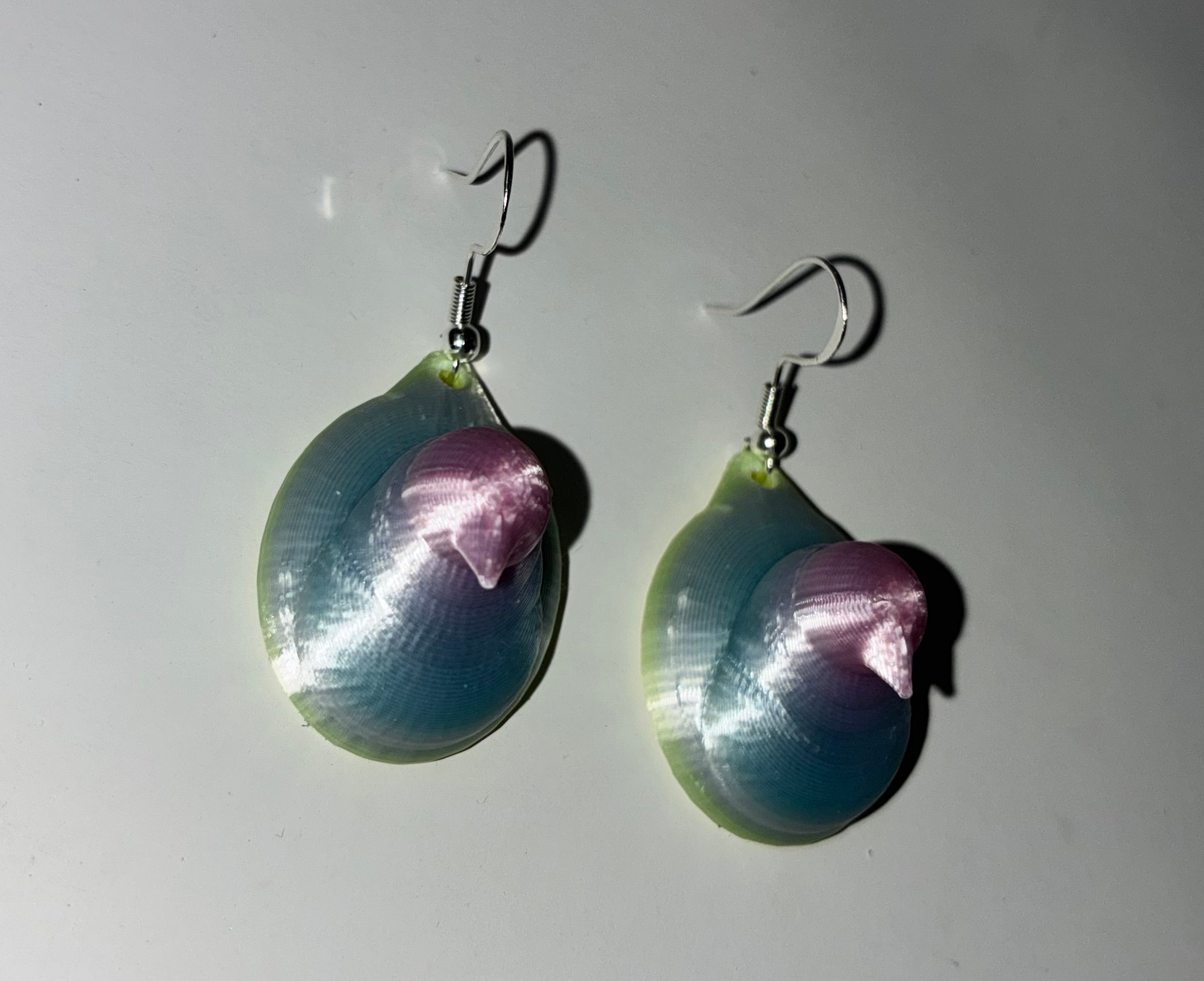 Silk Peep multicolor earrings! 💚💙🩷