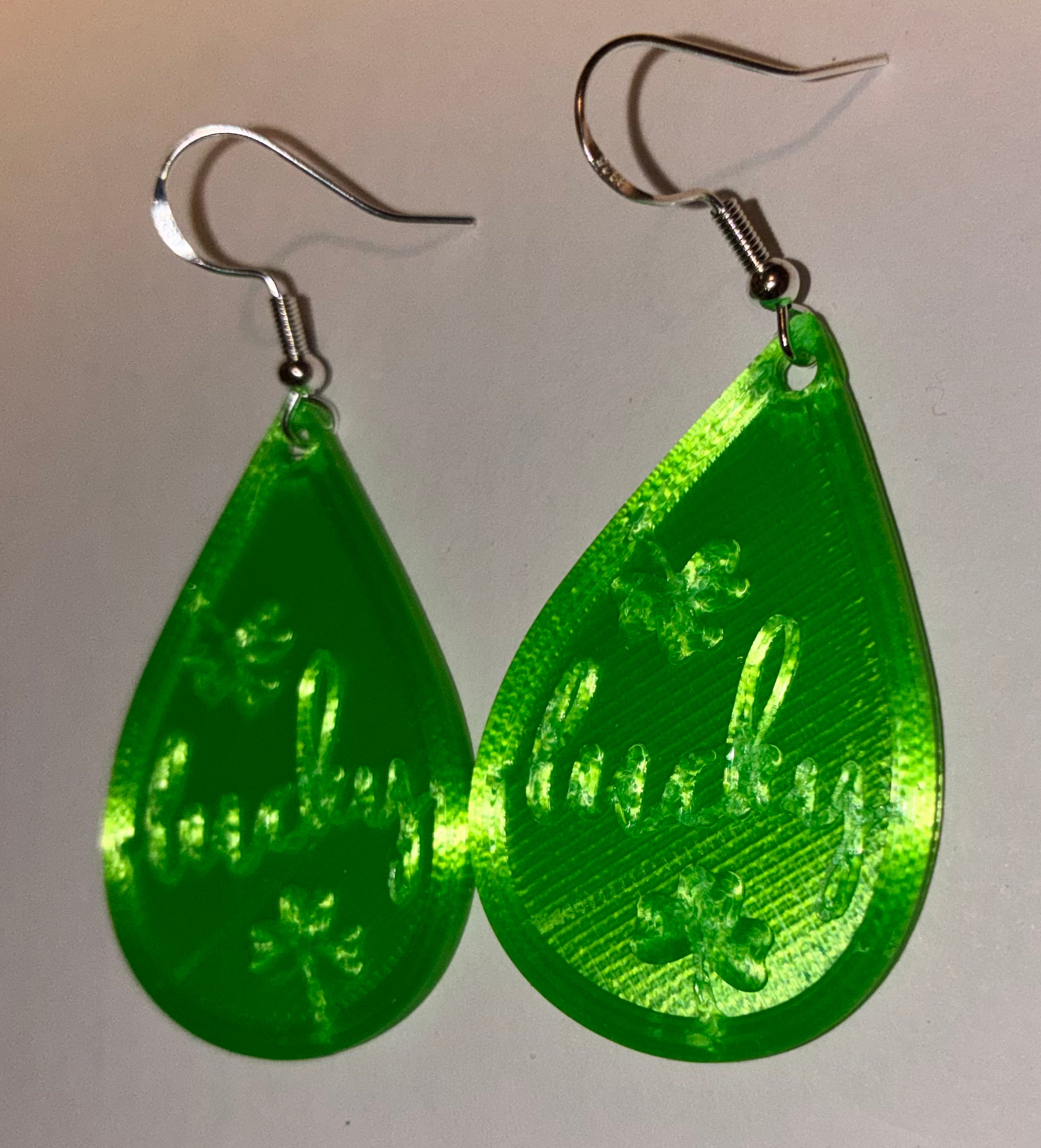 🍀 Lucky Earrings – Lucky & Lightweight! 🍀