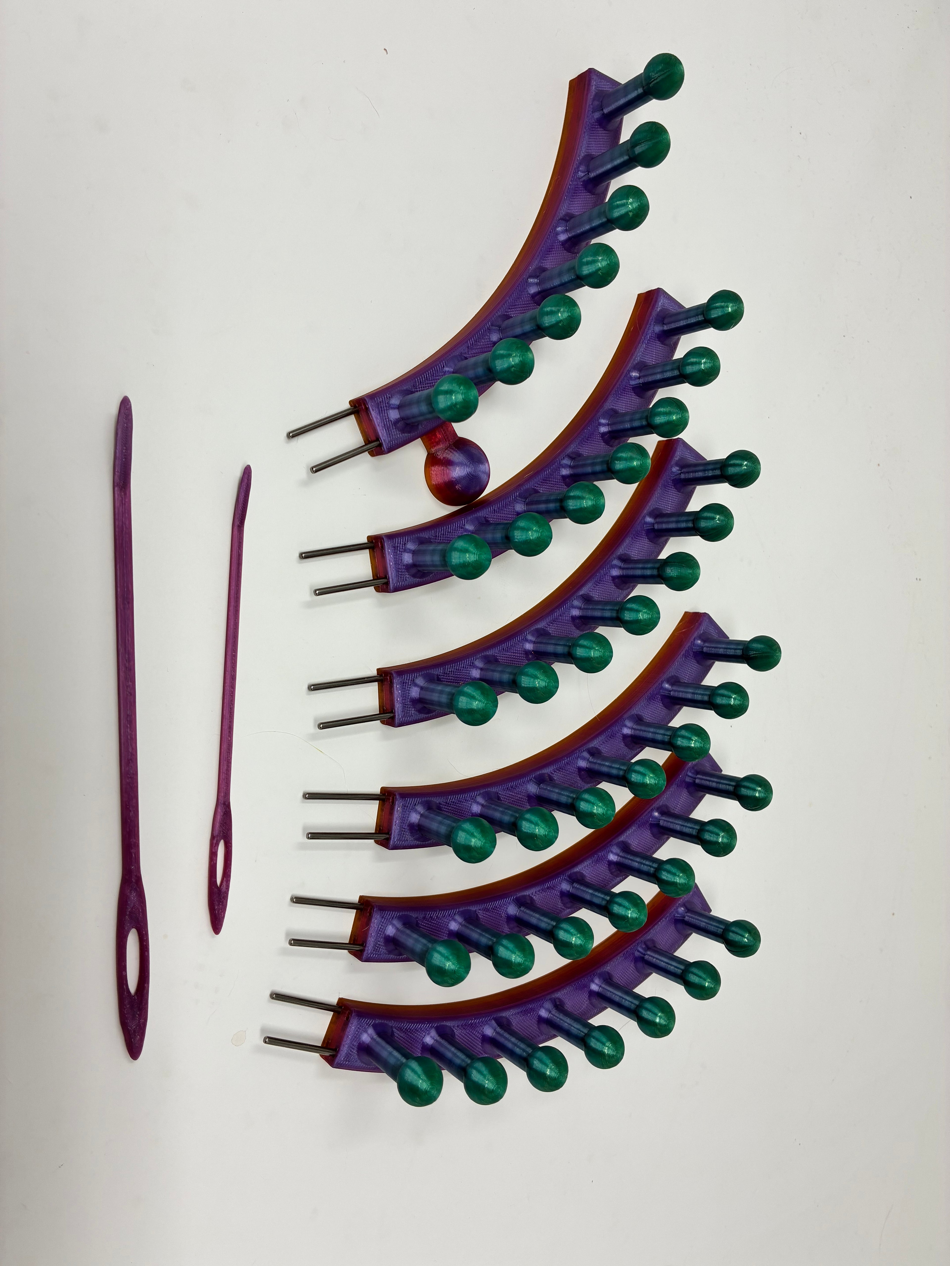 42-Pin Modular Knitting Loom