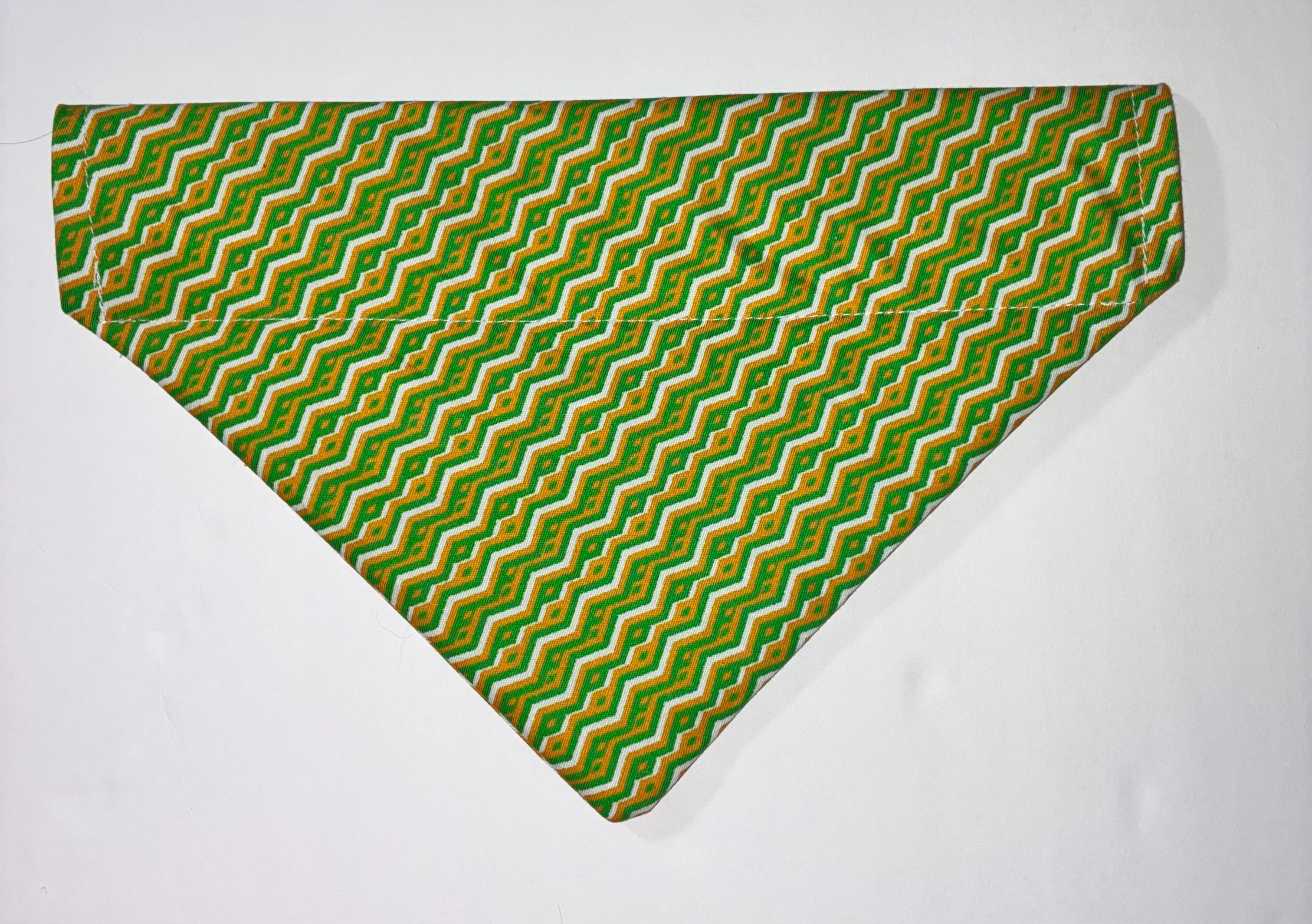 🍀 St. Patrick’s Day Bandana – Medium 🍀