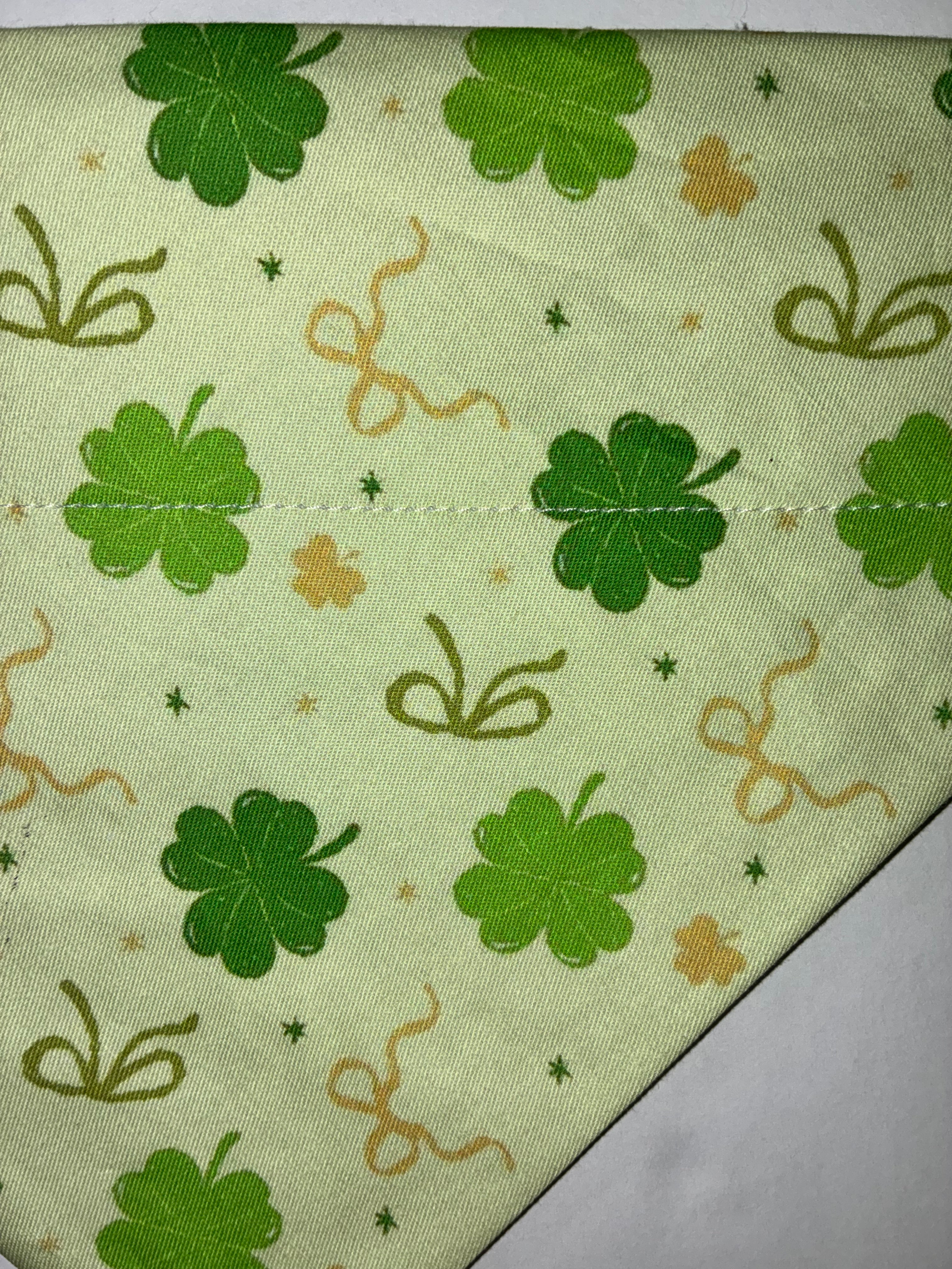 🍀 St. Patrick’s Day Bandana – Medium 🍀