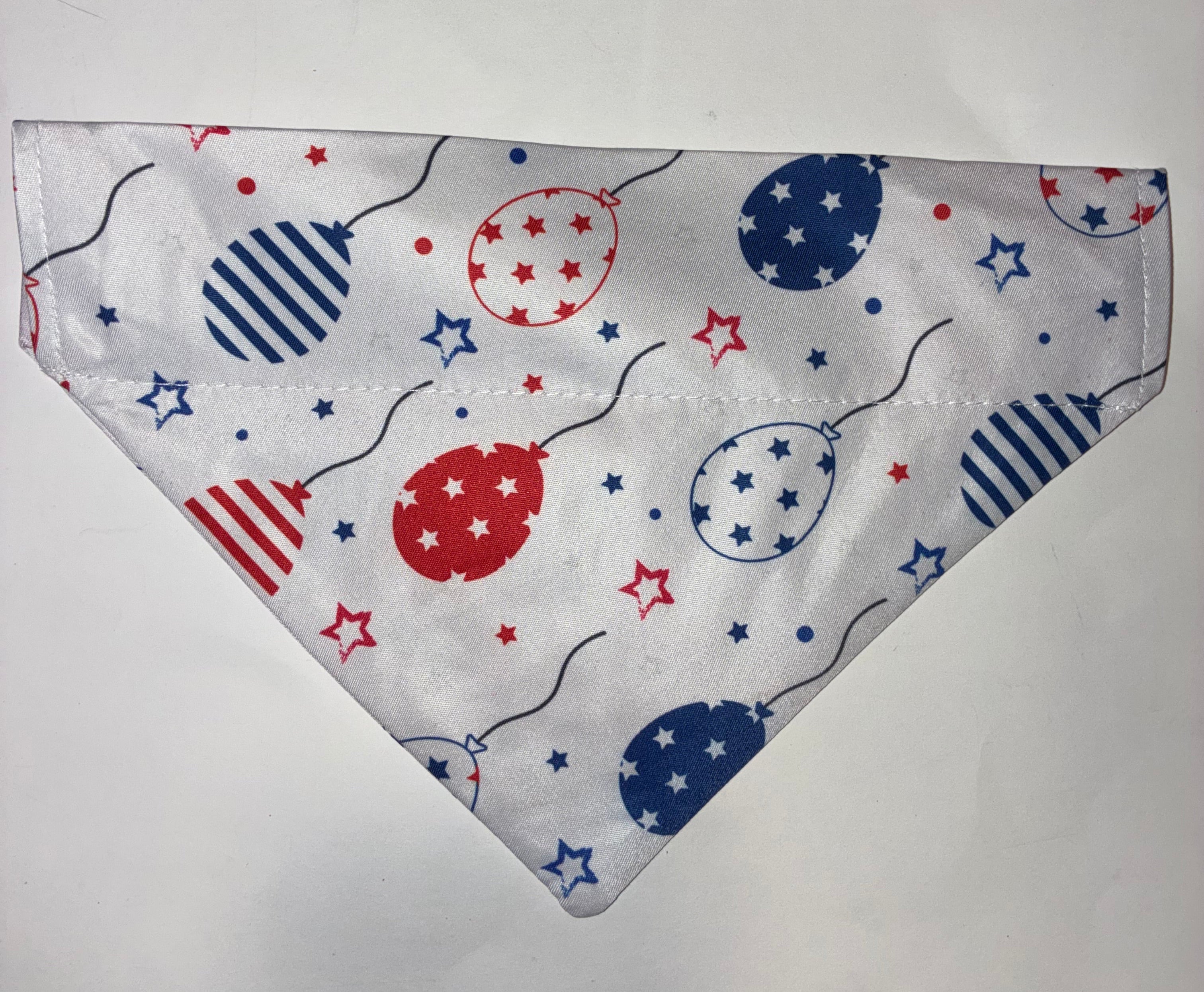 Balloon Patriotic Pet Bandana - Size Medium