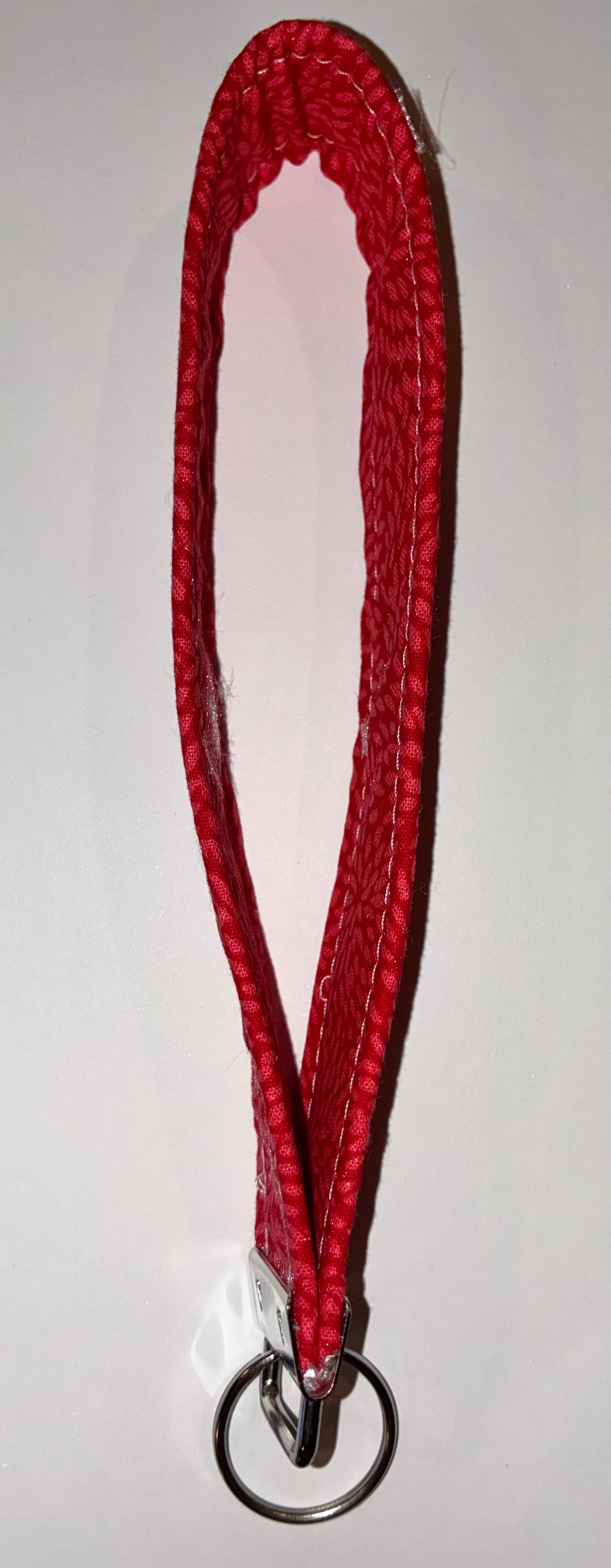 Red floral design wristlet keychain