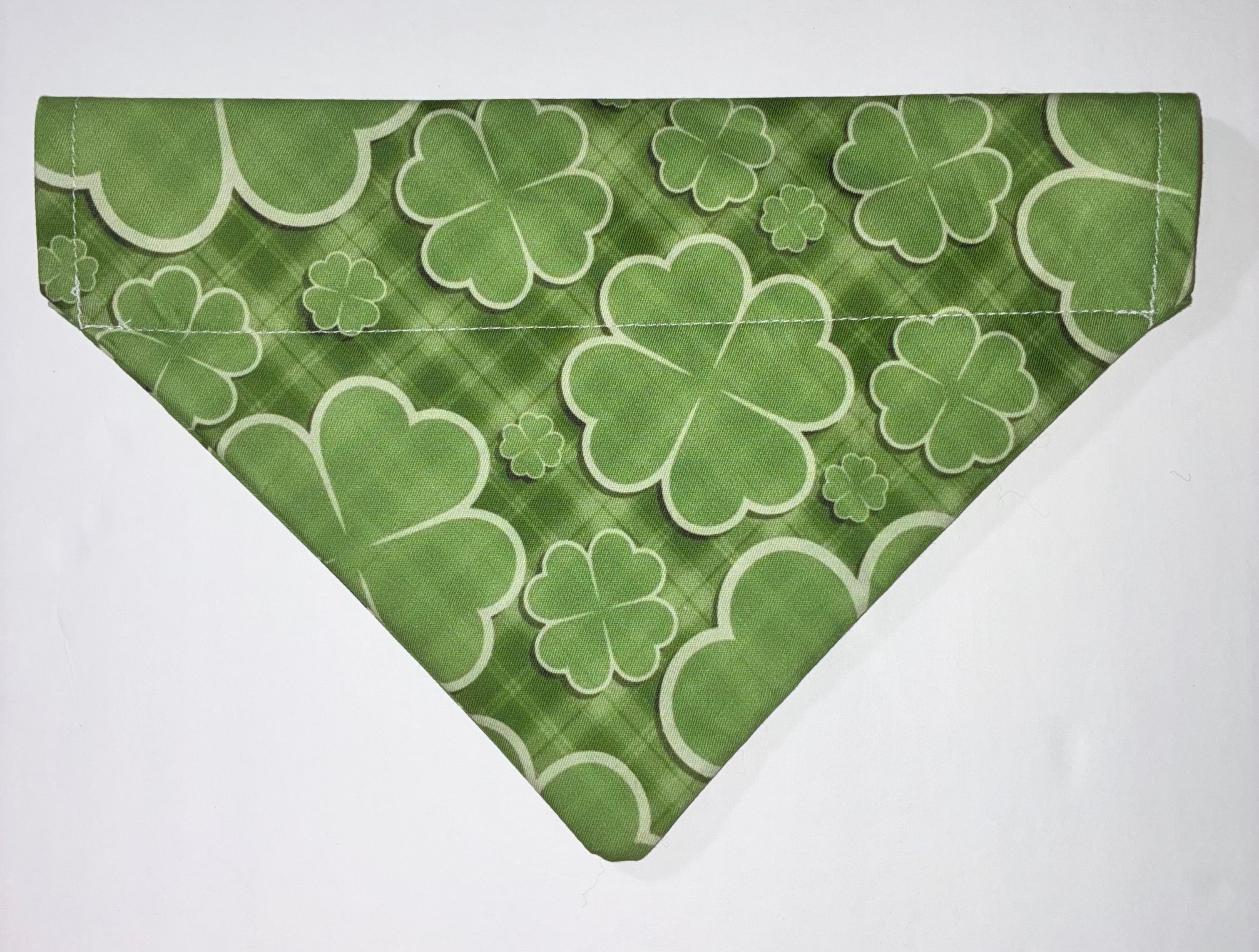 🍀 St. Patrick’s Day Bandana – Medium 🍀