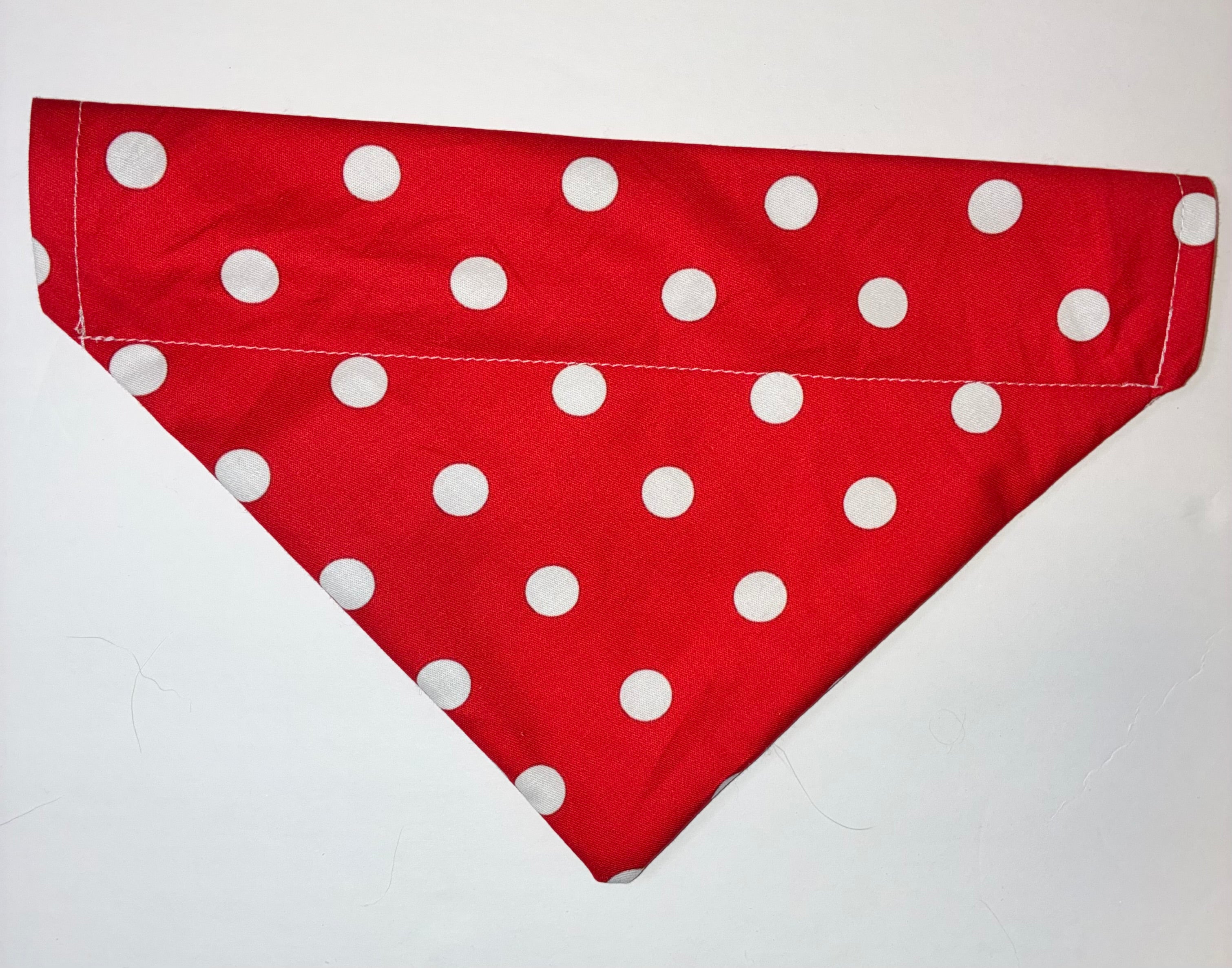 Red Polkadot Pet Bandana￼