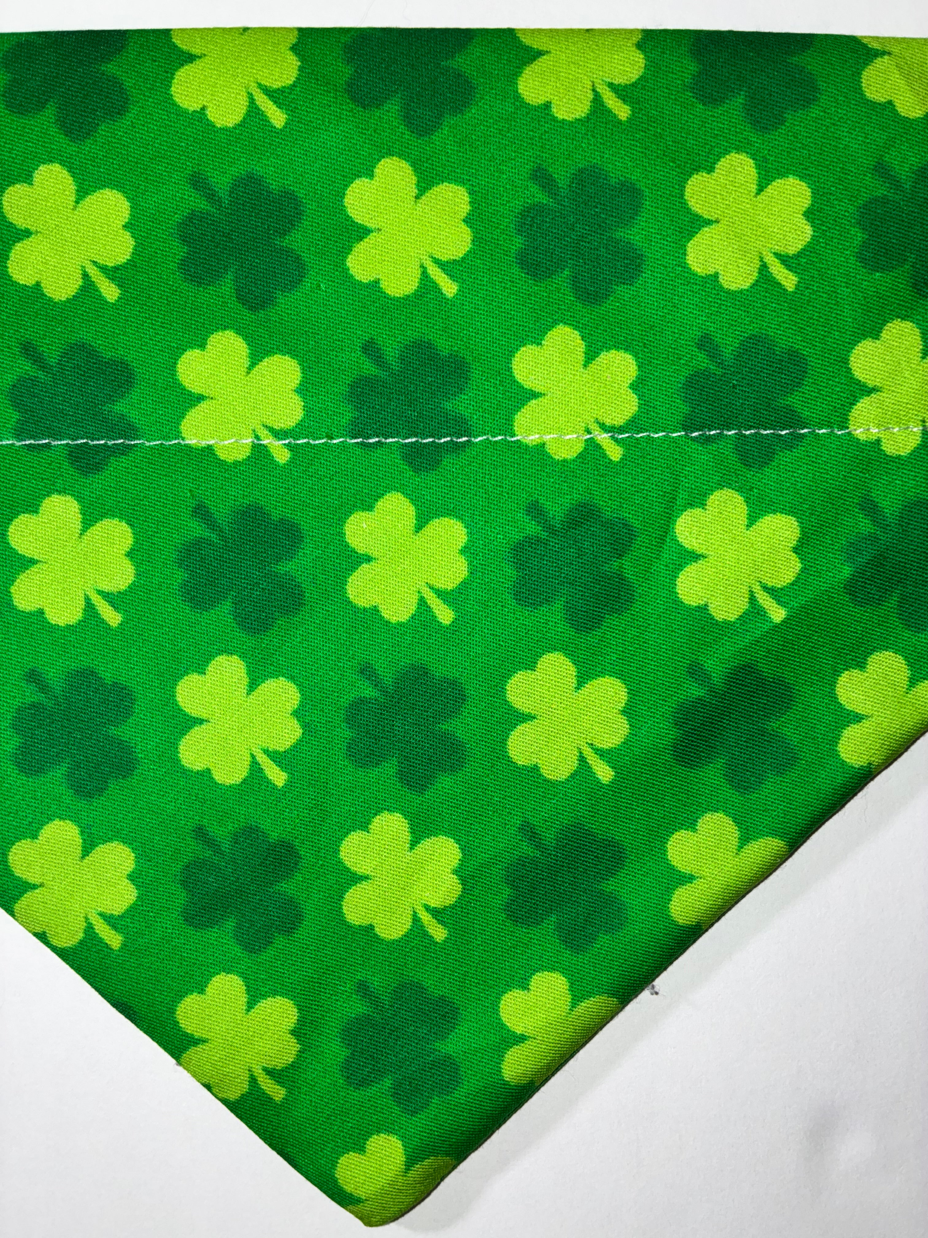 🍀 St. Patrick’s Day Bandana – Medium 🍀