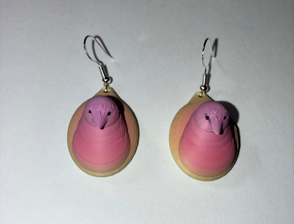 Peep multi color earrings 💛💗💜