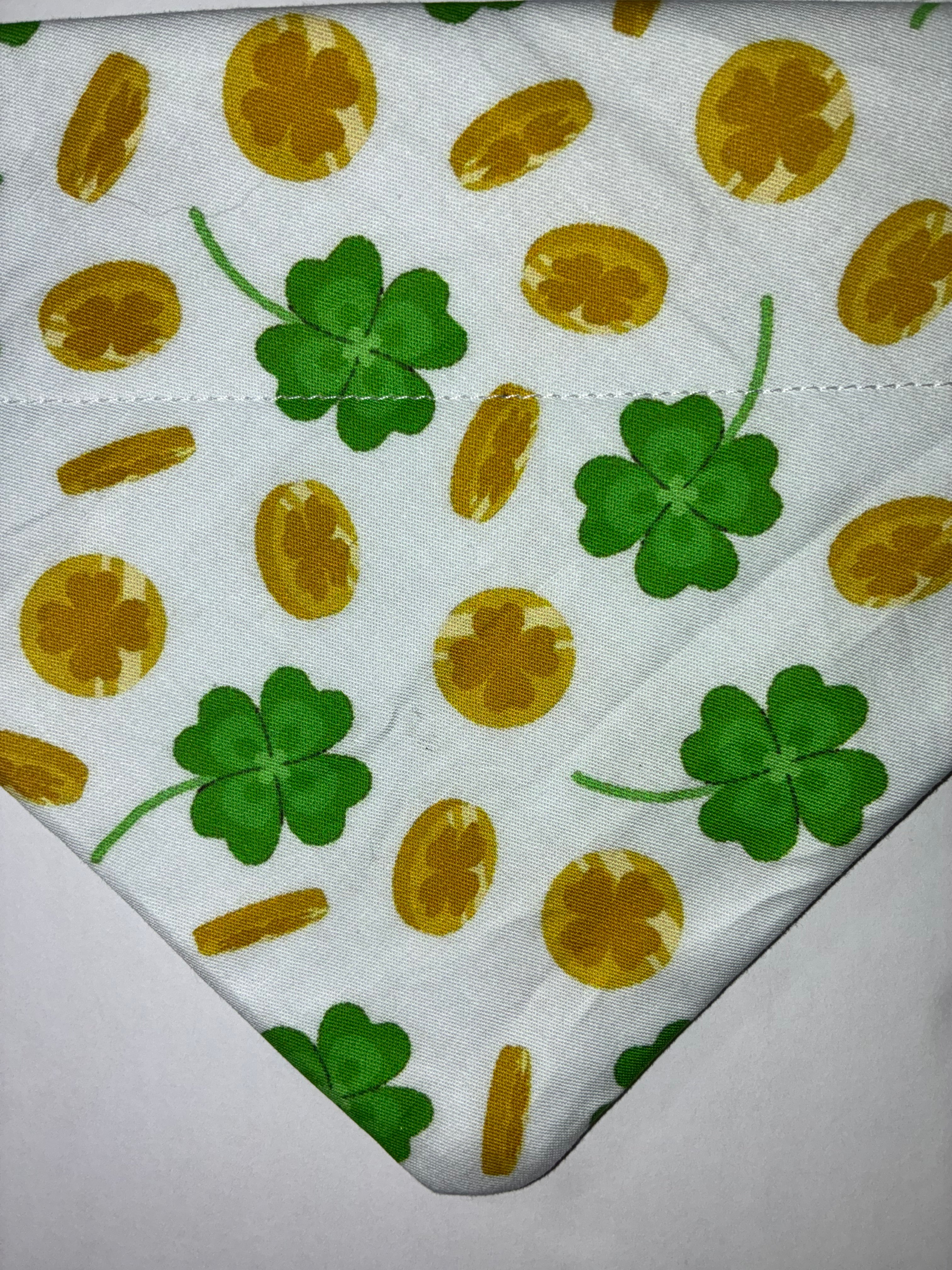 🍀 St. Patrick’s Day Bandana – Medium 🍀