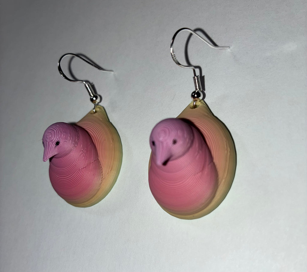 Peep multi color earrings 💛💗💜